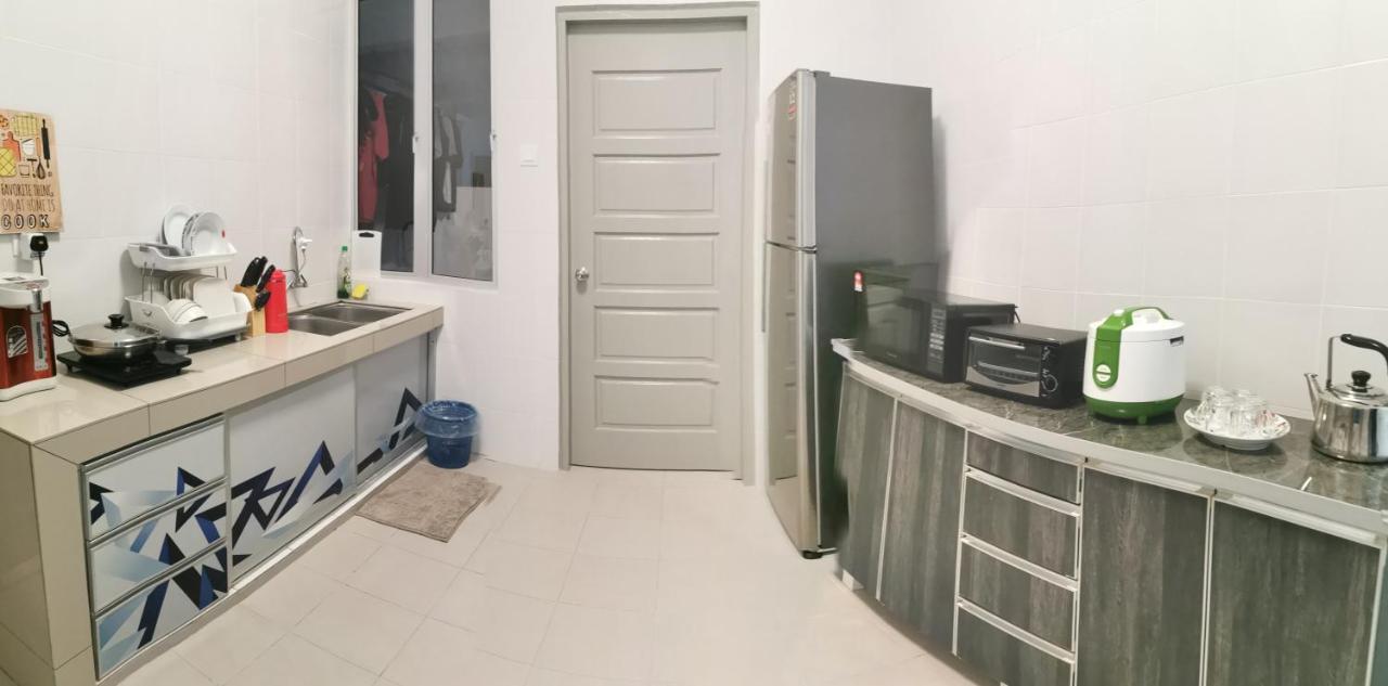 Coco Homestay 旅人の家@The Venus Sitiawan Perak 외부 사진