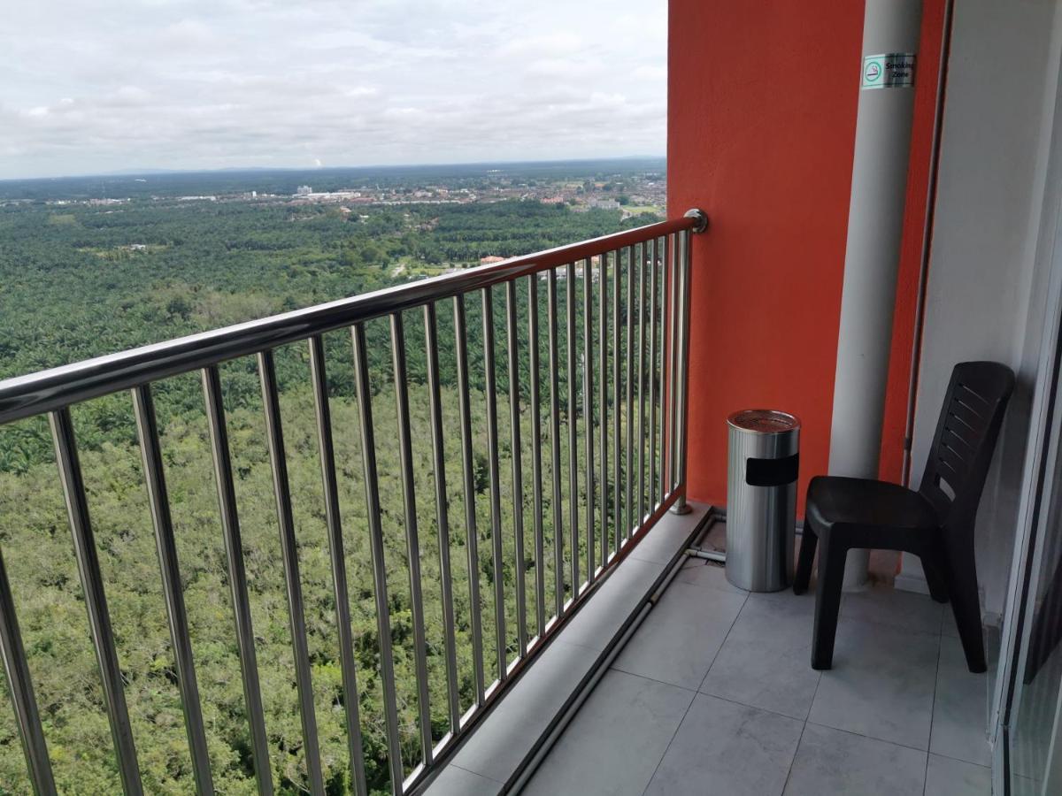 Coco Homestay 旅人の家@The Venus Sitiawan Perak 외부 사진
