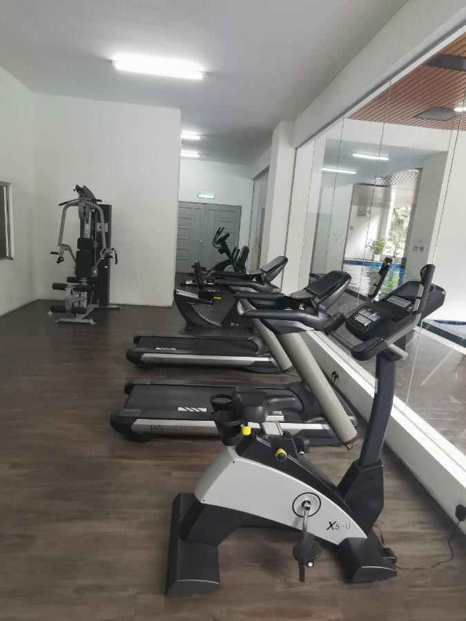 Coco Homestay 旅人の家@The Venus Sitiawan Perak 외부 사진